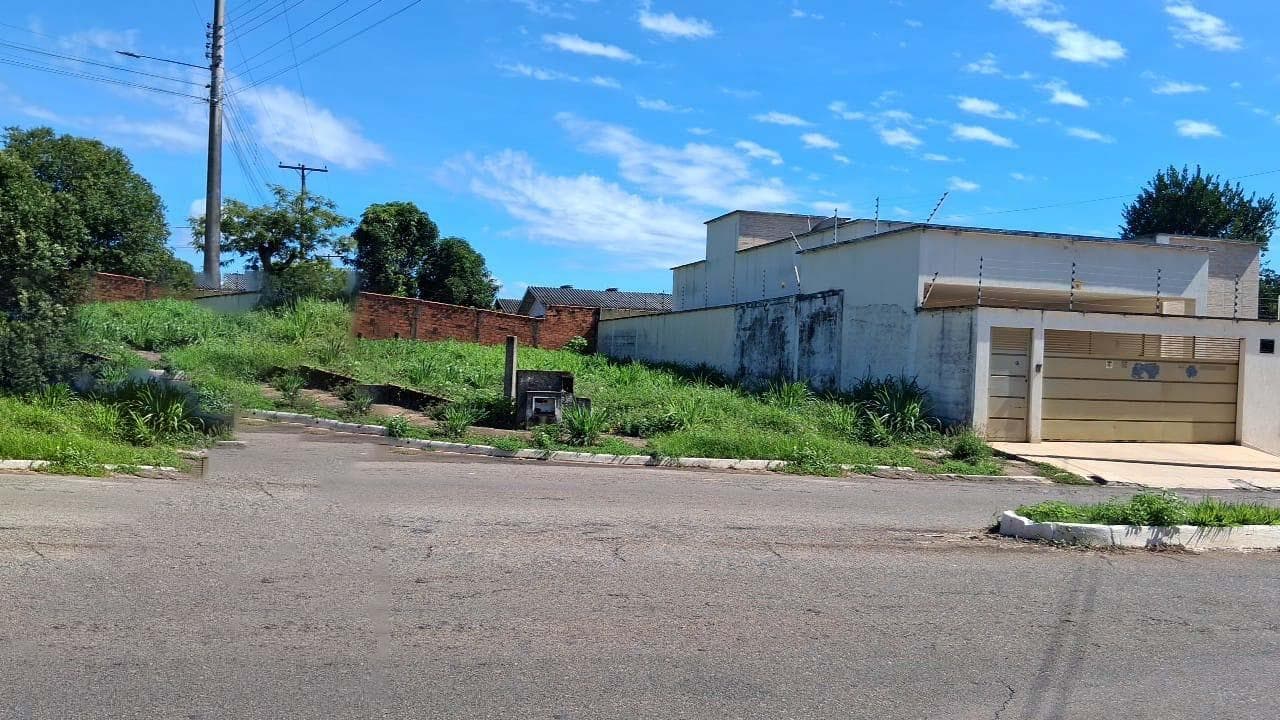 Foto 4 de 8: Terreno em leilão em Minaçu - GO, bairro Vila Residencial de Minaçu — Terreno Urbano 372m² | Vila Residencial de Minaçu - Minaçu/GO | Localização Nobre e Infraestrutura Completa: Ideal para Construção e Investimento!