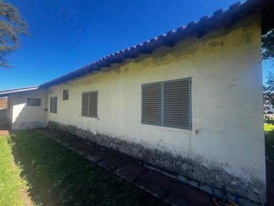Foto 12 de 22: Casa em leilão em Ivaiporã - PR — Casa com 205m² de área construída e terreno de 1.746m², Desocupado, em Ivaiporã/PR