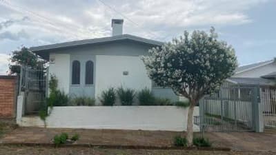 Foto 16 de 30: Casa em leilão em Vacaria - RS, bairro Planalto — Casa 145m² com Terreno 288m² | DESOCUPADA | Vacaria-RS | Planalto | Oportunidade - Próx. à Av. Samuel Guazzelli e à Rodoviária - Financiamento até 420 Meses!