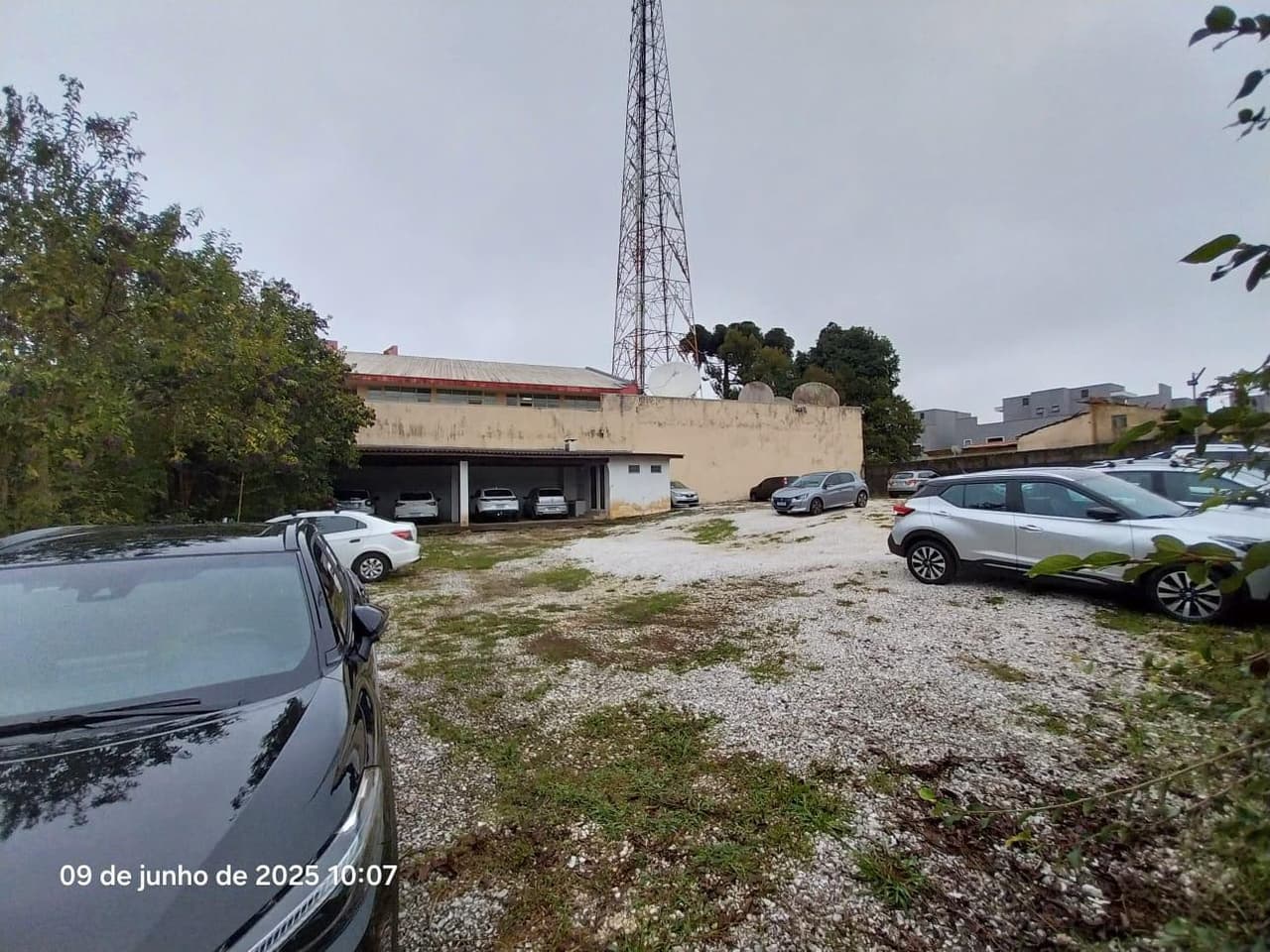 Foto 38 de 59: Comercial em leilão em Curitiba - PR, bairro Vista Alegre — Posto de Combustível com área de terreno total de 3.126,40m², benfeitorias de área total de 477,00m², localizado na Rua Miguel Tschennerl, 47, Vista Alegre, Curitiba/PR