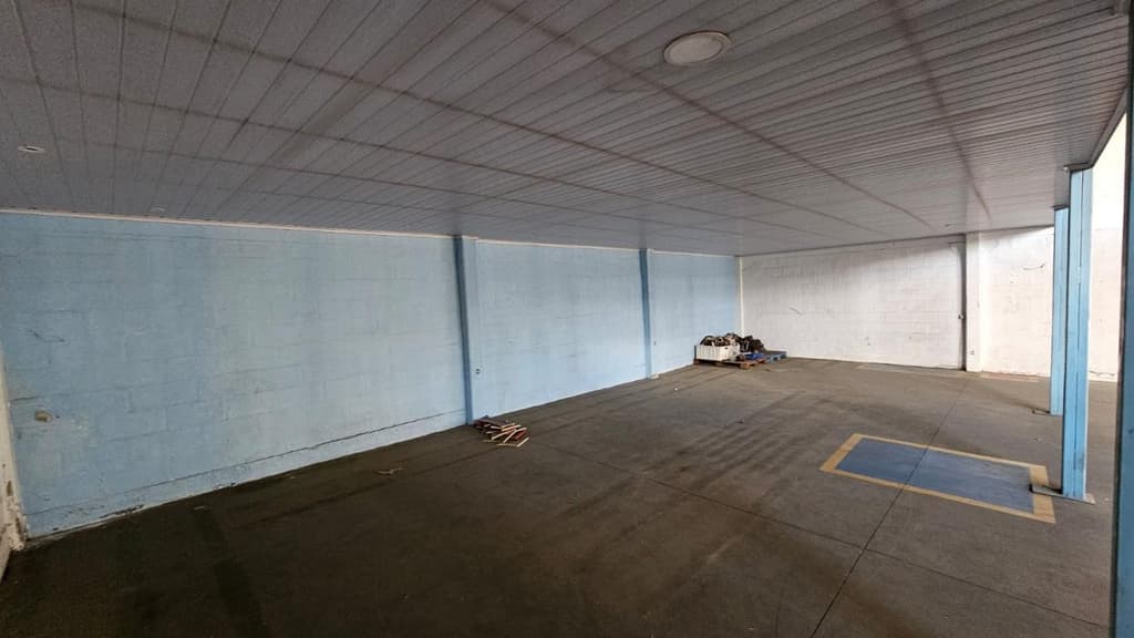 Foto 6 de 14: Comercial em leilão em Aparecida De Goiânia - GO — Galpão 391m², Desocupado, Vila Brasília, Aparecida de Goiânia/GO