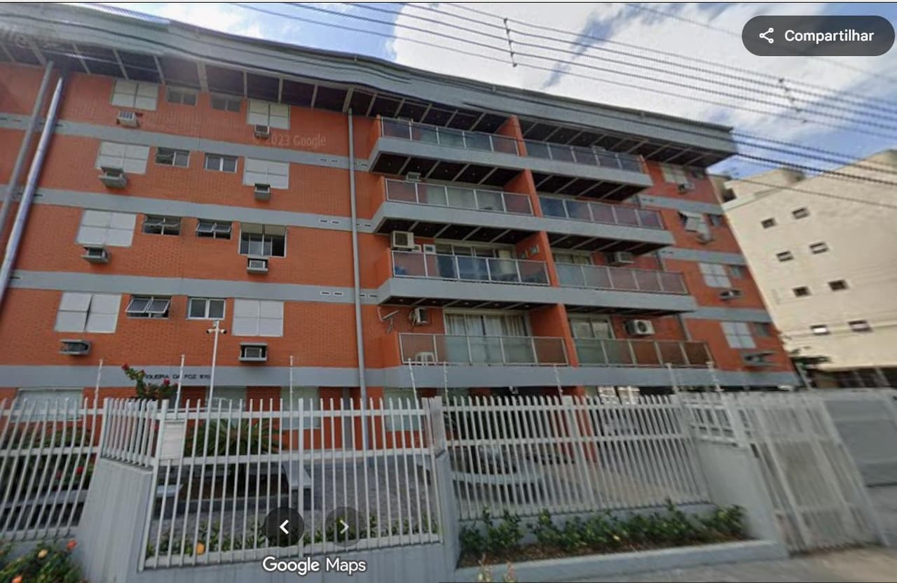 Apartamento em leilão em Guarujá - SP — (1/6) Apartamento, A.P. 108m²