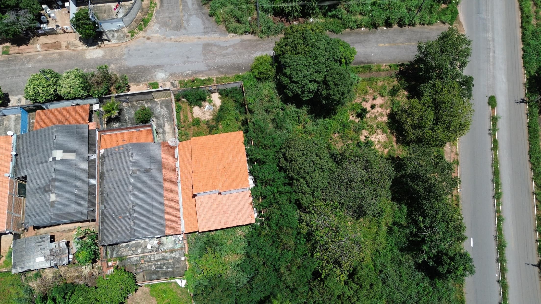 Foto 5 de 6: Terreno em leilão em Minaçu - GO, bairro Vila Residencial de Minaçu — Terreno Urbano 360m² | Vila Residencial de Minaçu - Minaçu/GO | Localização Nobre e Infraestrutura Completa: Ideal para Construção e Investimento!