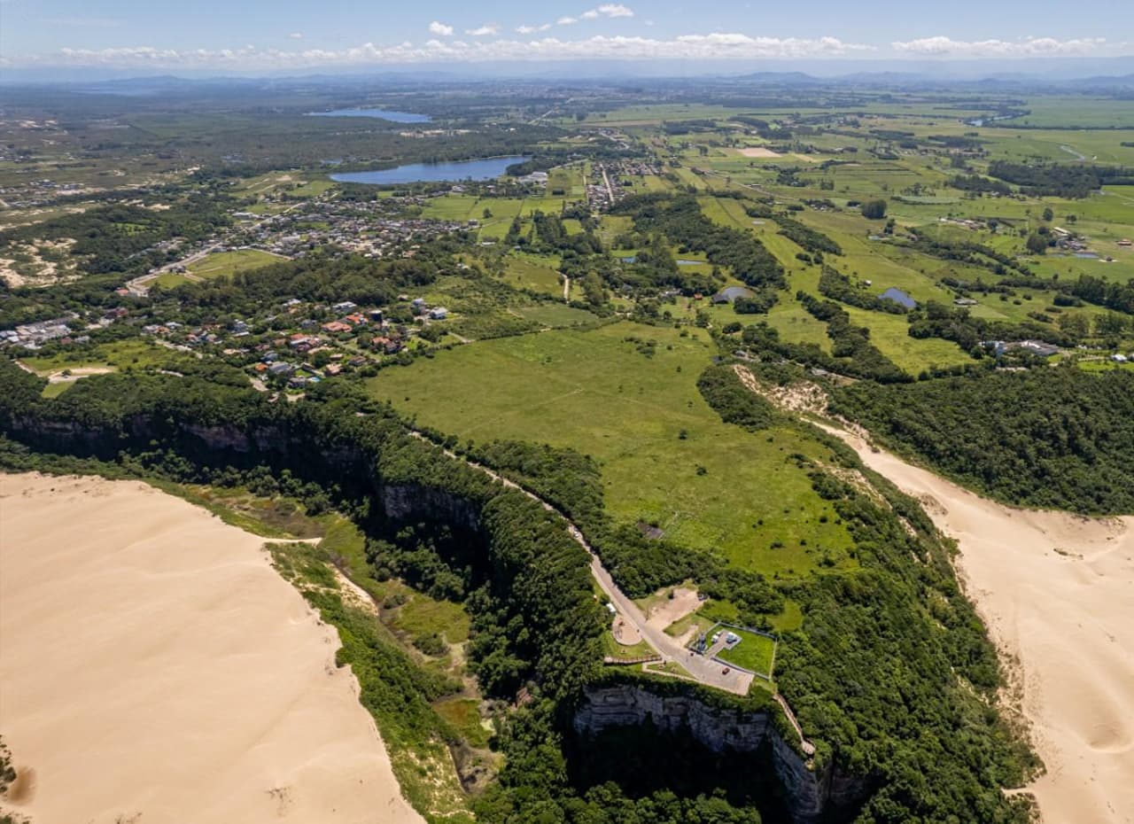 Foto 14 de 22: Terreno em leilão em Araranguá - SC — Lote de Terreno com 500m² - Morro dos Conventos - Araranguá - SC