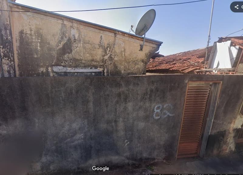 Terreno em leilão em Ribeirão Preto - SP — PARTE IDEAL de 10% de IMOVEL RESIDENCIAL - TRAVESSA ANTONIO MORO Nº 82 - BAIRRO VILA TIBÉRIO em Ribeirão Preto/SP