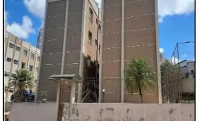 Apartamento em leilão em Curitiba - PR — Apartamento de 53.98m2, com 3 quartos, em CURITIBA/PR.