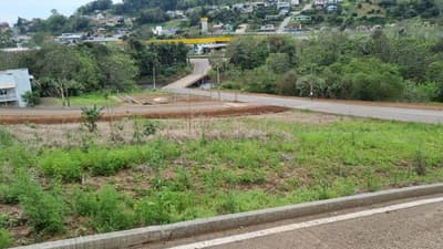 Foto 1 de 5: Terreno em leilão em Saudades - SC — LOTE URBANO Nº 10, DA QUADRA Nº 122, LOCALIZADO EM SAUDADES/SC ÁREA DE 360M²