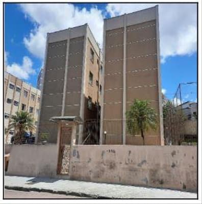 Apartamento em leilão em Curitiba - PR — Apartamento de 53.98m2, com 3 quartos, em CURITIBA/PR.