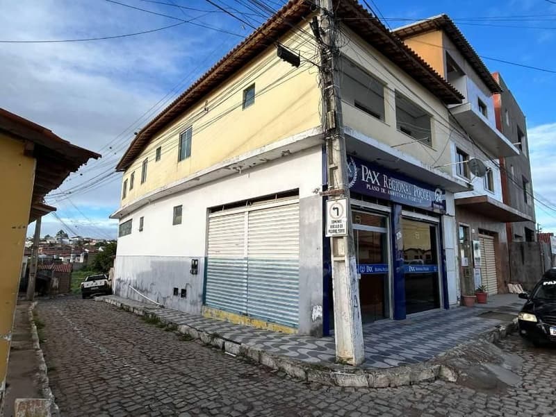 Foto 2 de 9: Casa em leilão em Poções - BA, bairro Centro — Casa, Ocupado, Poções / BA (24% abaixo da avaliação)