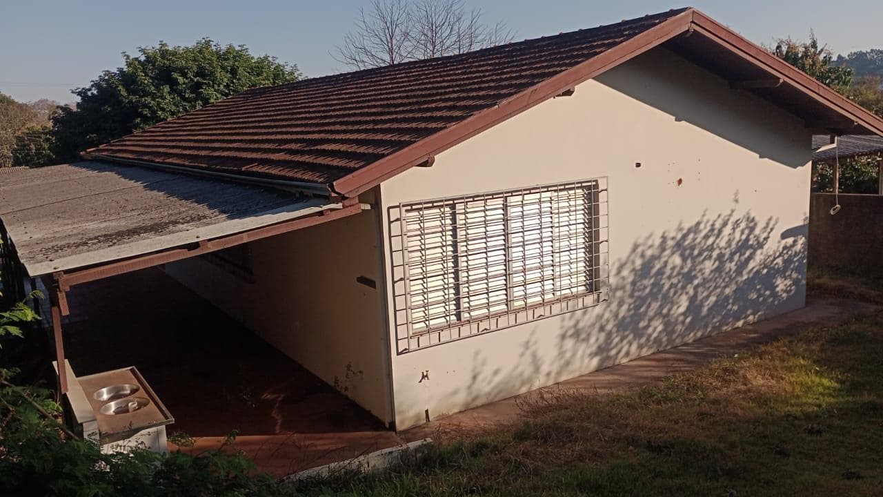 Foto 10 de 13: Casa em leilão em Capitão Leônidas Marques - PR — Casa 126m² Desocupada no Bairro Centro em Capitão Leonidas Marques/PR