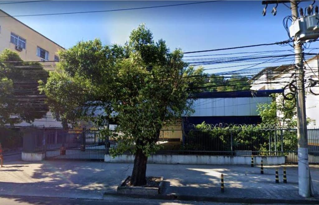 Comercial em leilão em Niterói - RJ — Prédio Comercial 558m² DESOCUPADO em Niterói/RJ