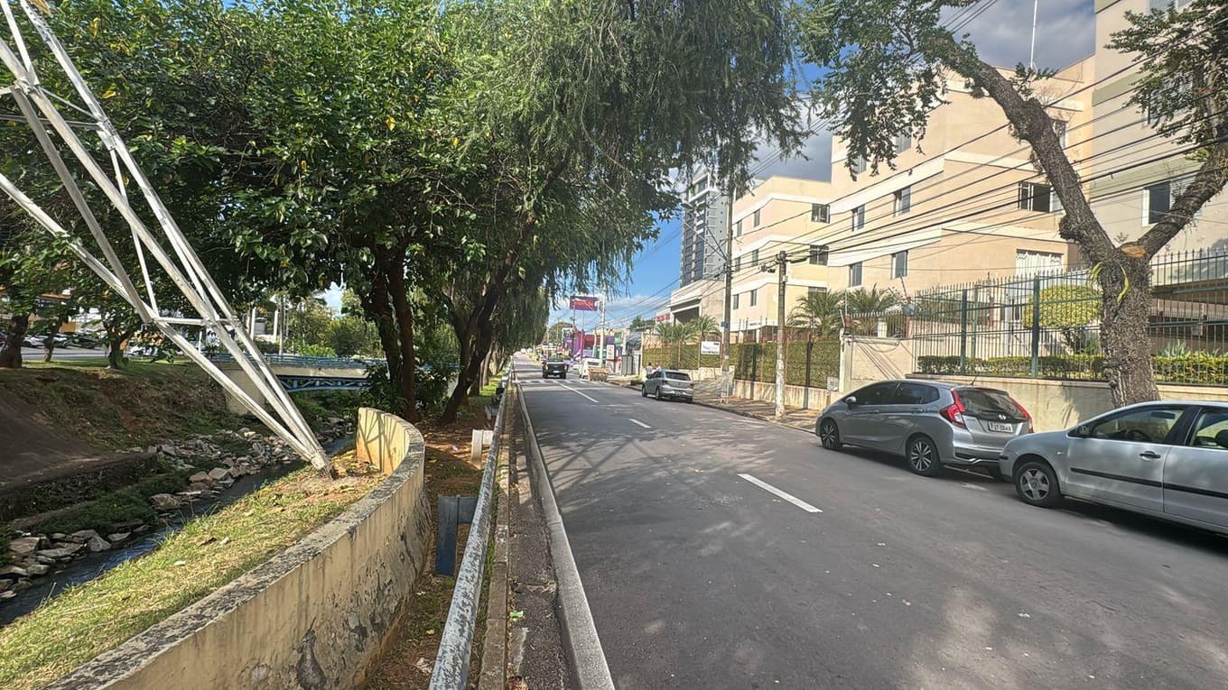 Foto 12 de 17: Apartamento em leilão em Campinas - SP — Apto 66m², Desocupado, 1 Vaga na Vila Itapura em Campinas/SP