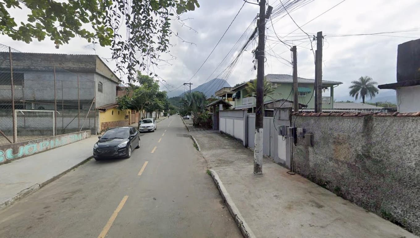 Foto 2 de 2: Casa em leilão em Guapimirim - RJ, bairro Vila Iporã — Casa 60m², Vila Iporã, em Guapimirim/RJ - Ocupada