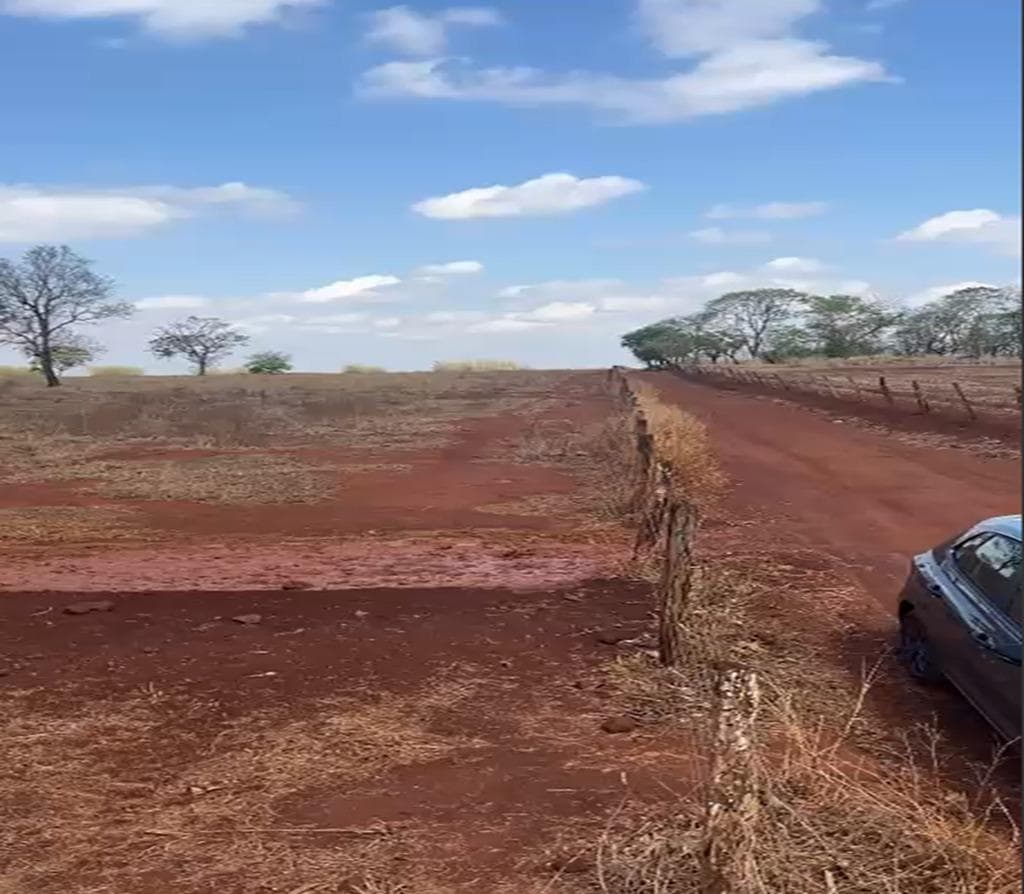Foto 2 de 4: Terreno em leilão em Itumbiara - GO — Lote 3: Terreno e Uso do Solo Imóvel com formato irregular lote 13 da quadra E do loteamento residencial San Marco em Itumbiara/GO