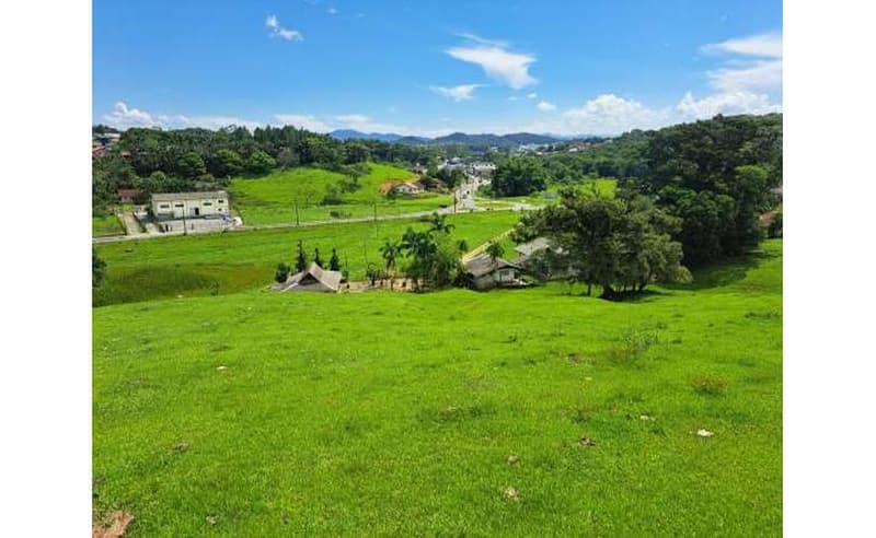 Foto 37 de 64: Terreno em leilão em Blumenau - SC — Um imóvel com área total de 102.114,74m² em Blumenau/SC