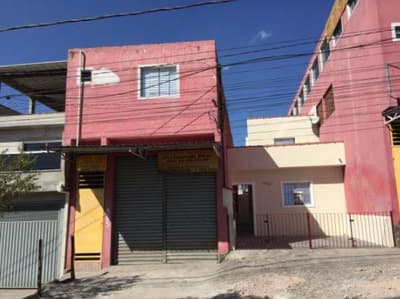 Casa em leilão em Santo André - SP — Sobrado - Jardim Nova Cidade - A.T. 125,00m² - A.C. 250,00m².