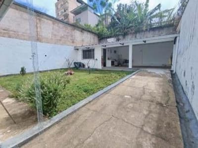 Foto 3 de 20: Casa em leilão em Juiz De Fora - MG, bairro Bonfim — Imóvel com 102,30m2 em Juiz de Fora/MG