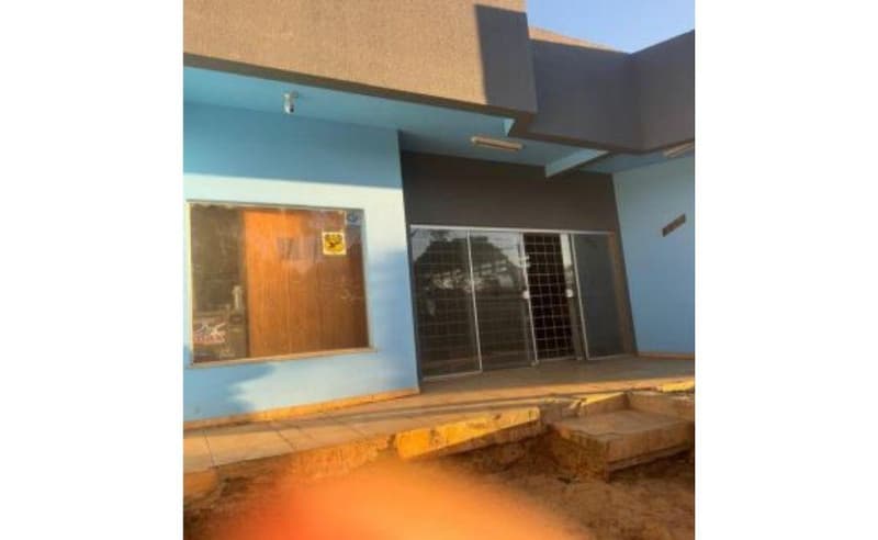 Foto 2 de 2: Comercial em leilão em Mafra - SC — Um imóvel urbano com área de 520,00m², edificado com um galpão comercial de aproximadamente 170m²