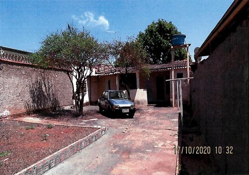 Foto 2 de 8: Casa em leilão em Jaboticabal - SP, bairro Jardim Alvorada — Casa, A.T. 250m², A.C. 72m², Jd. Alvorada (domínio útil)