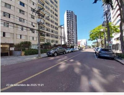 Foto 5 de 17: Apartamento em leilão em Curitiba - PR, bairro Água Verde — Apartamento sob nr.51-B, 4º andar, do Bloco "B" do "EDIFICIO NOTRE DAME" -área construída de 337,2450m2 - Rua Buenos Aires, 639, Bairro: Água Verde, Curitiba/PR.
