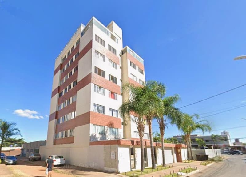Foto 2 de 4: Apartamento em leilão em Samambaia - DF — Apartamento em Samambaia/DF, A.P. 47m², A.T. 82m². 1 vaga, área de lazer com churrasqueira e brinquedoteca (Direitos)
