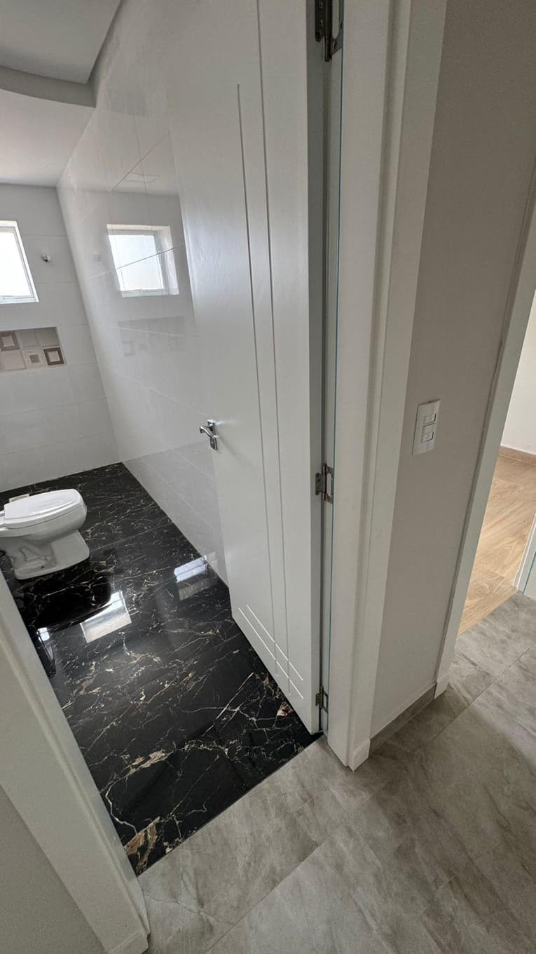 Foto 9 de 26: Apartamento em leilão em Chapecó - SC, bairro Líder — Apartamento de 94,00 m² no Edifício Moscou Bairro Líder Chapecó/SC - MAT 171.330 1OFICIO REGISTRO DE IMOVEIS