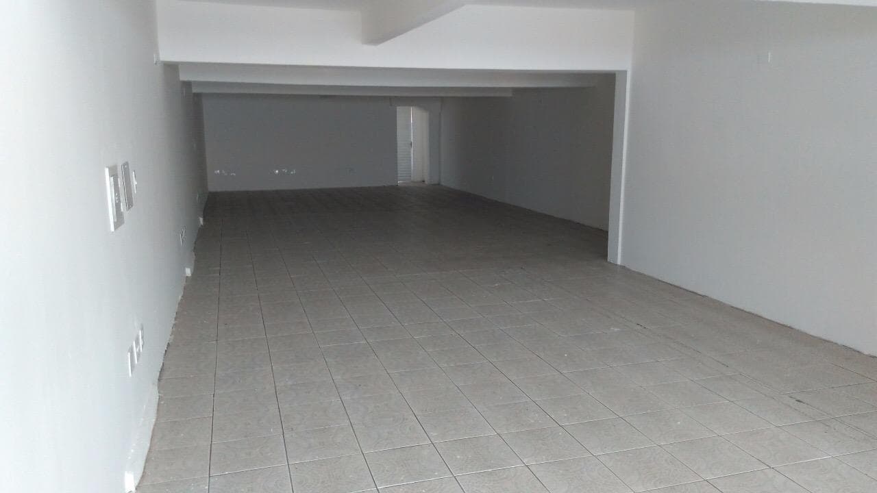 Foto 4 de 17: Comercial em leilão em Juiz De Fora - MG — Loja 250m², Vila Marcia em Juiz de Fora/MG - Desocupada