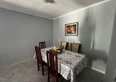 Foto 10 de 20: Casa em leilão em Curitiba - PR — Casa residencial com a área construída de 390m², área de terreno de 444m², situada na Rua Júlio Perneta, n° 431, Mercês - Curitiba/PR.