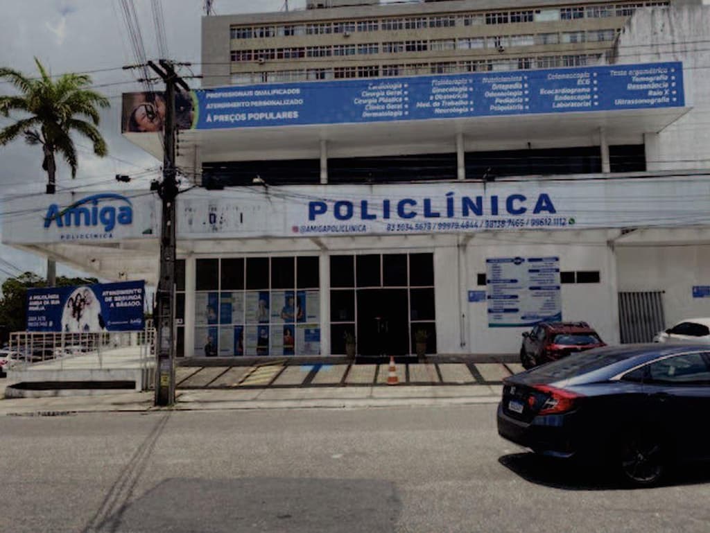 Foto 5 de 9: Comercial em leilão em João Pessoa - PB — Prédio com dois pavimentos situado na Avenida Getúlio Vargas