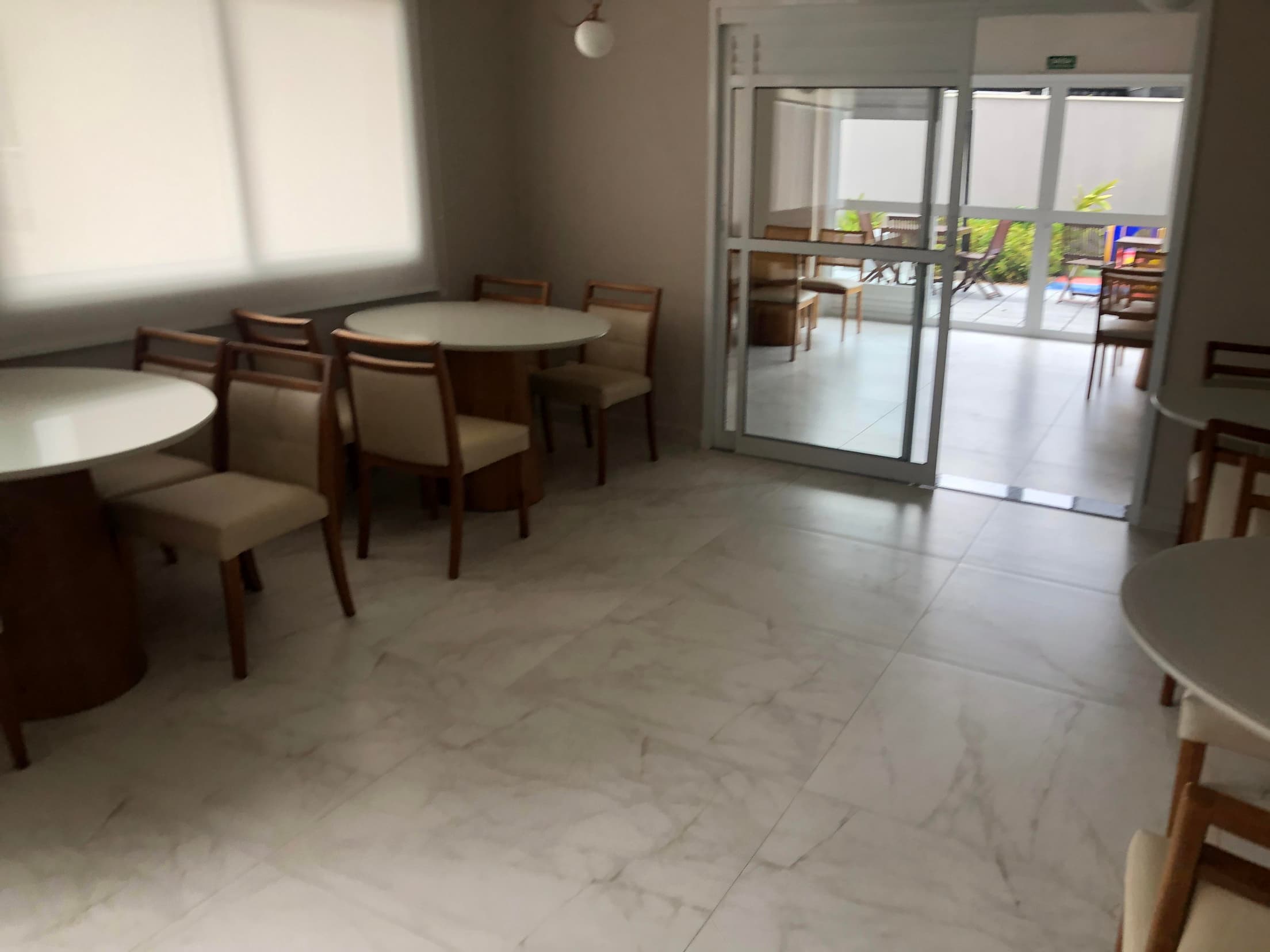 Foto 24 de 32: Apartamento em leilão em Taubaté - SP, bairro Vila Costa — Apto 94m² | Vila Costa (Taubaté) | 2 Vagas | DESOCUPADO: Excelente Localização Próximo ao Taubaté Shopping. Ideal p/ Moradia ou Renda!