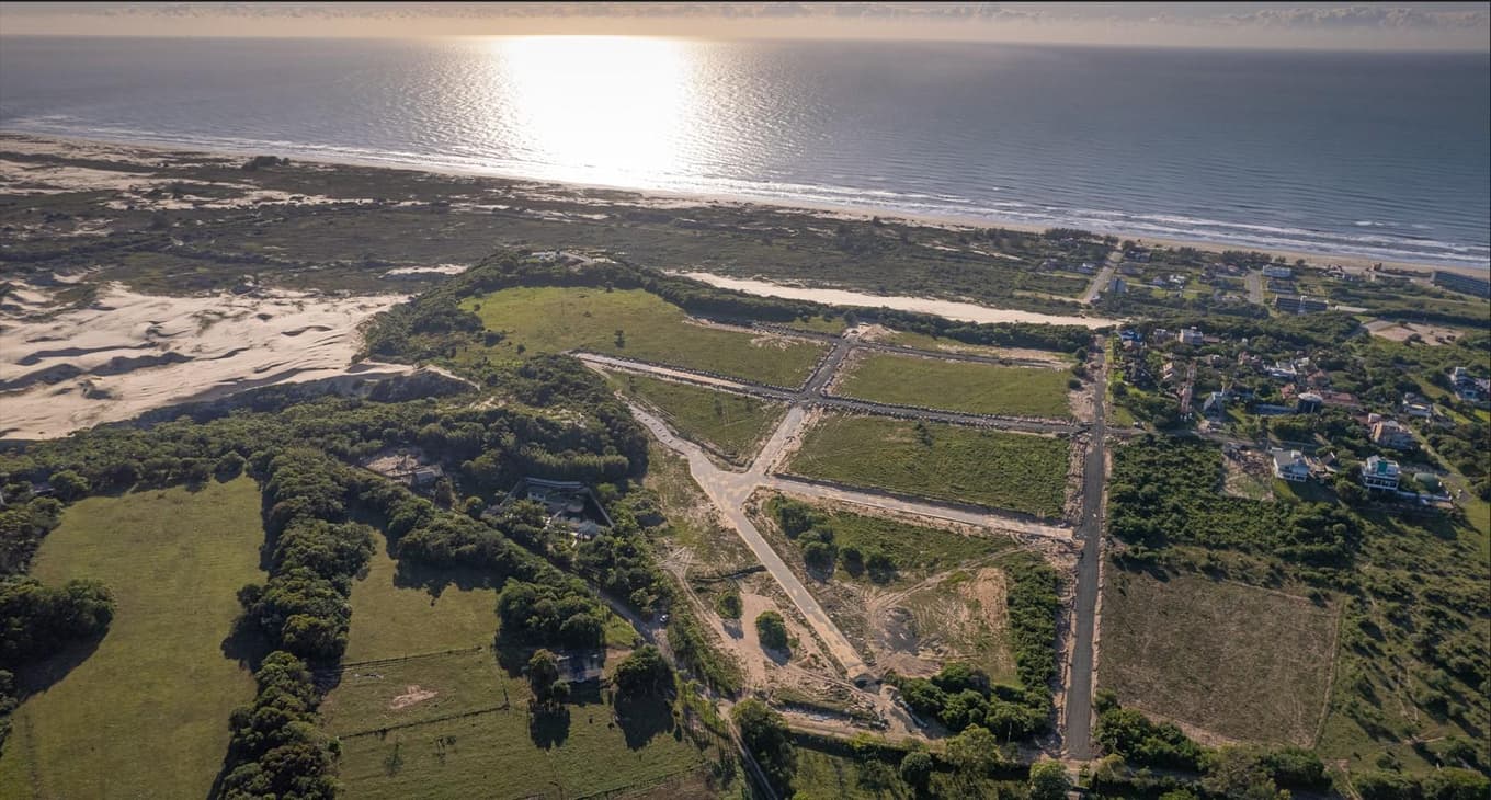 Foto 1 de 22: Terreno em leilão em Araranguá - SC — Lote de Terreno com 450m² - Morro dos Conventos - Araranguá - SC