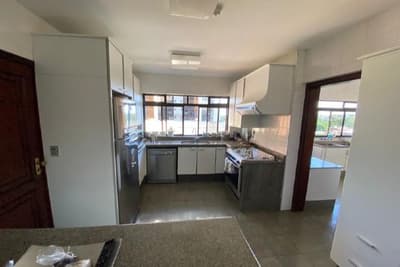 Foto 3 de 15: Apartamento em leilão em Maringá - PR, bairro Zona 01 — Apartamento 267m², 2 vagas em Maringá/PR - Ocupado