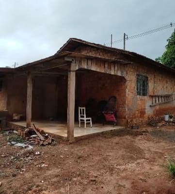 Foto 2 de 6: Casa em leilão em Terra Roxa - PR — Casa com área construída de 63m² - área total de 985,70m² - Terra Roxa/PR