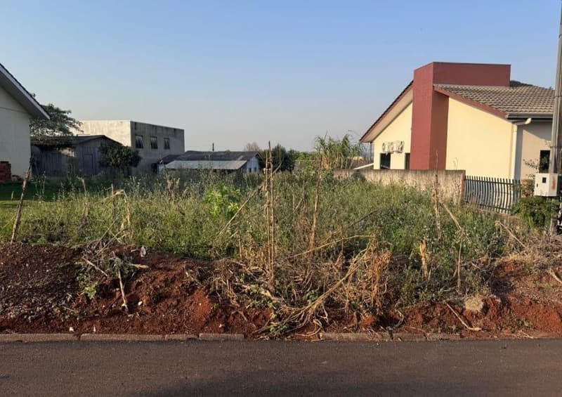Comercial em leilão em Ampére - PR — IMÓVEL URBANO COM ÁREA TOTAL DE 361,68m² - AMPÉRE-PR