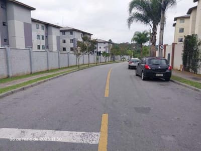 Foto 4 de 10: Apartamento em leilão em Curitiba - PR — IMÓVEL: Apartamento nº 41, do bloco 05, RESIDENCIAL IMBUIA IV, localizado no Santa Cândida - Curitiba/PR