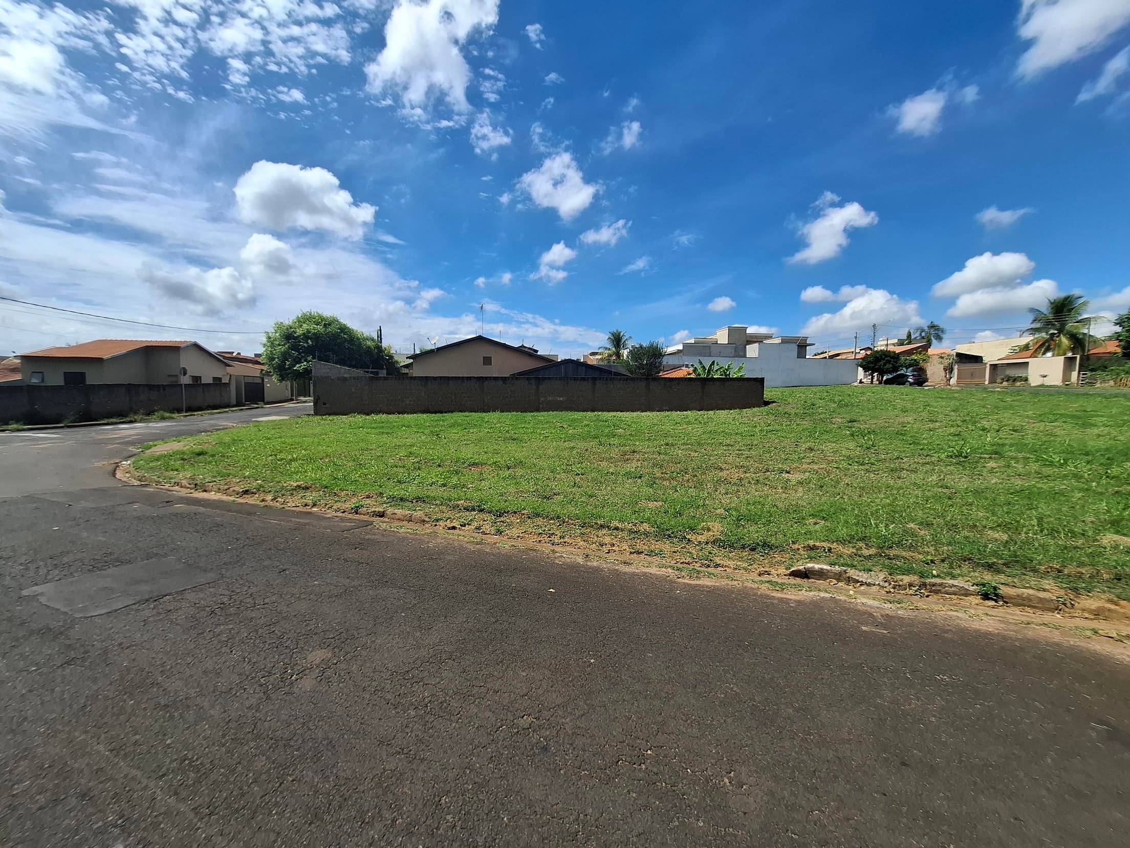 Foto 4 de 10: Terreno em leilão em Mirassol - SP — TERRENO NA RUA JOÃO DE PAULA MACIEL COM ÁREA DE 450m², MIRASSOL/SP | MATRICULA 26.053