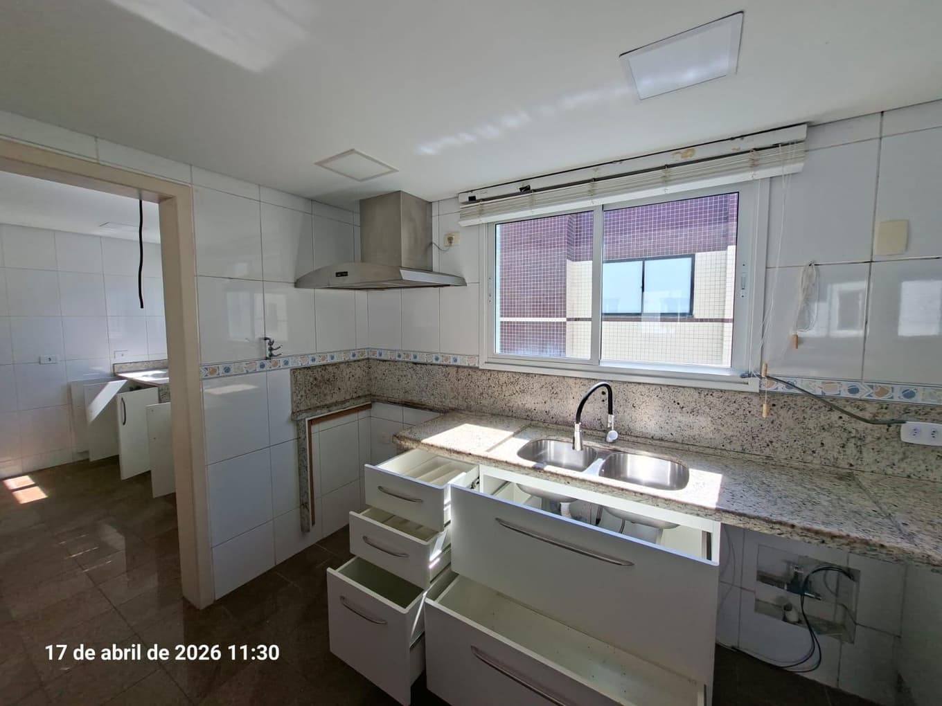 Foto 59 de 61: Apartamento em leilão em Matinhos - PR, bairro Caiobá — Apartamento cobertura, 300,14m² área privativa, vaga de garagem, Edif Costa Allegra, Av Atlântica 2400, Caiobá/PR - R Macedo/PR