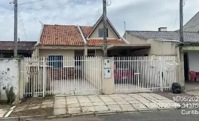 Casa em leilão em Curitiba - PR — Casa de 44.9m2, em CURITIBA/PR.