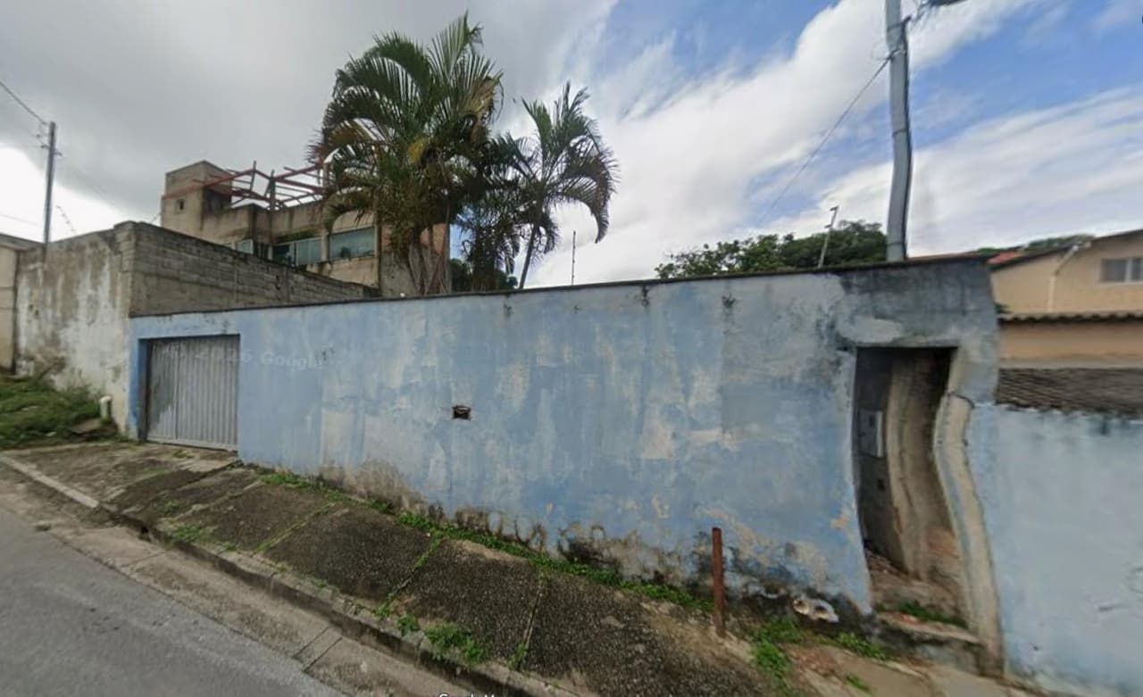 Casa em leilão em Betim - MG, bairro Niterói — Casa 360m², Bairro Niterói, Betim/MG