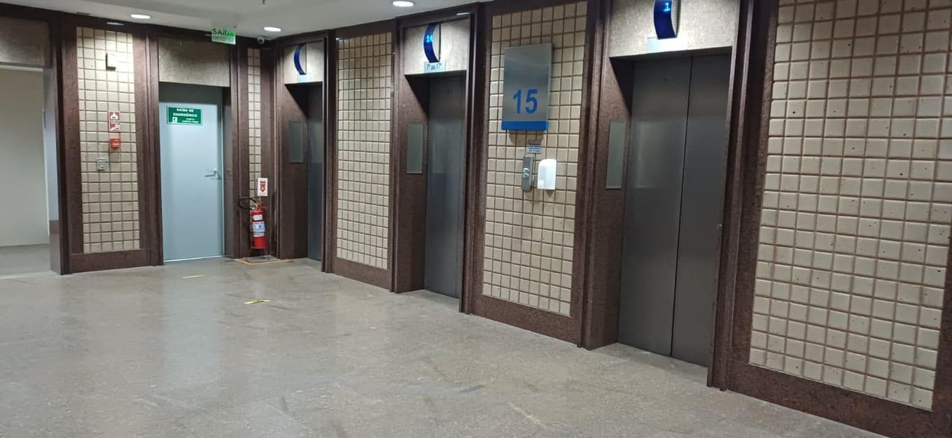 Foto 15 de 19: Comercial em leilão em Rio De Janeiro - RJ, bairro Centro — Laje Corporativa 920m² no Edifício Avenida Presidente Vargas, 409 | Centro, Rio de Janeiro/RJ