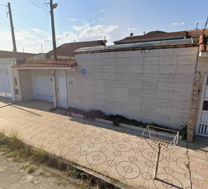 Foto 1 de 3: Casa em leilão em Mongaguá - SP, bairro Balneário Itaóca — Casa 138,74m² com Terreno 250m² | Mongaguá-SP | Balneário Itaóca - 3 Dormitórios, 4 Banheiros e Piscina - Financiamento até 420 Meses!