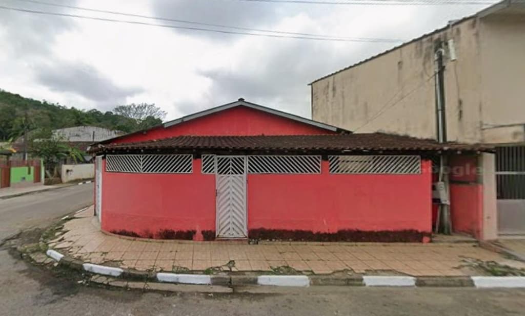 Foto 1 de 4: Casa em leilão em Itariri - SP, bairro Jardim Comendador — Casa 204m², Jardim Comendador, em Itariri/SP - Ocupada