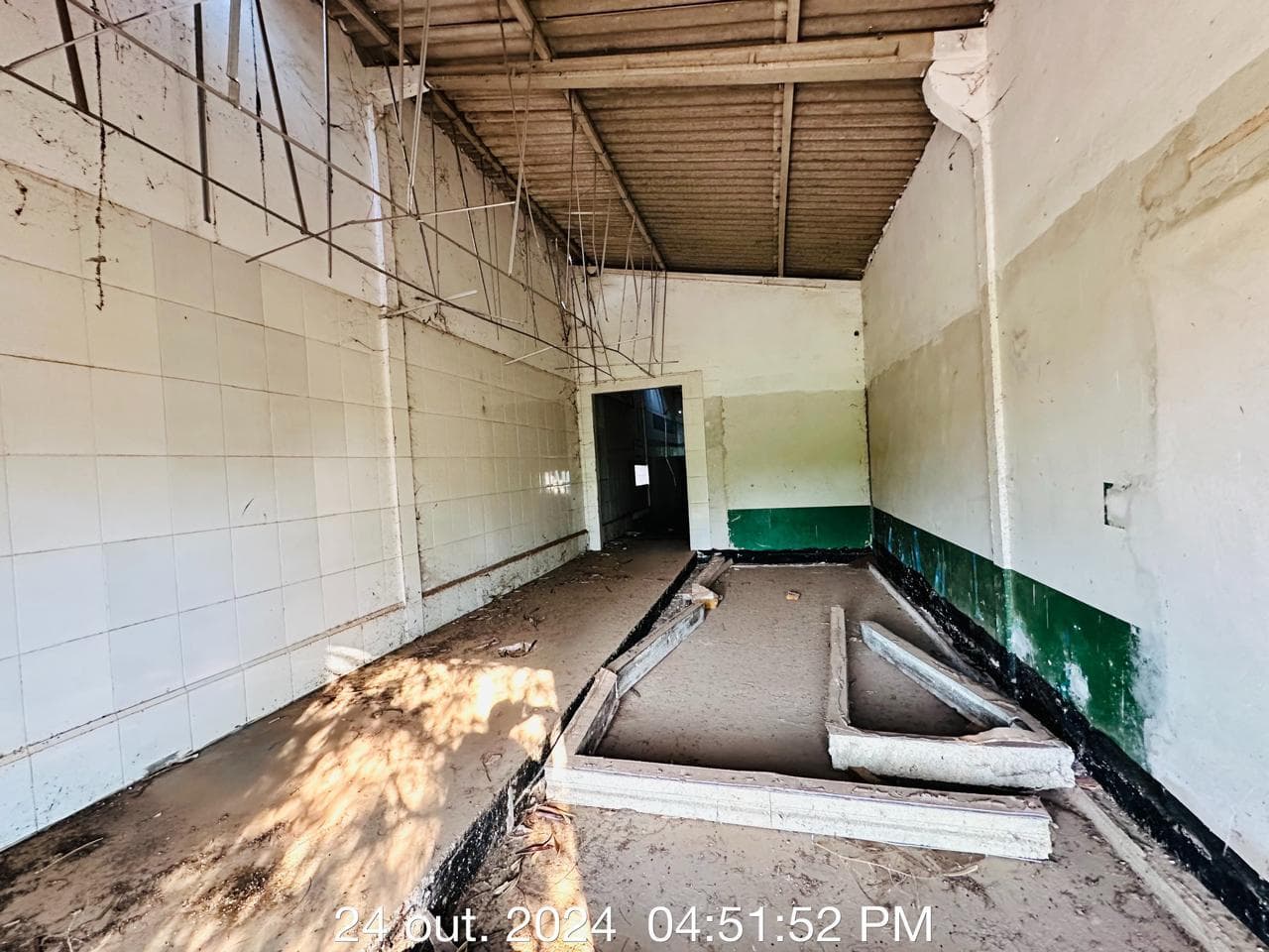 Foto 16 de 28: Comercial em leilão em Umuarama - PR — Galpão Industrial com área de 1.311m², área de terreno de 6.000m² - Umuarama/PR