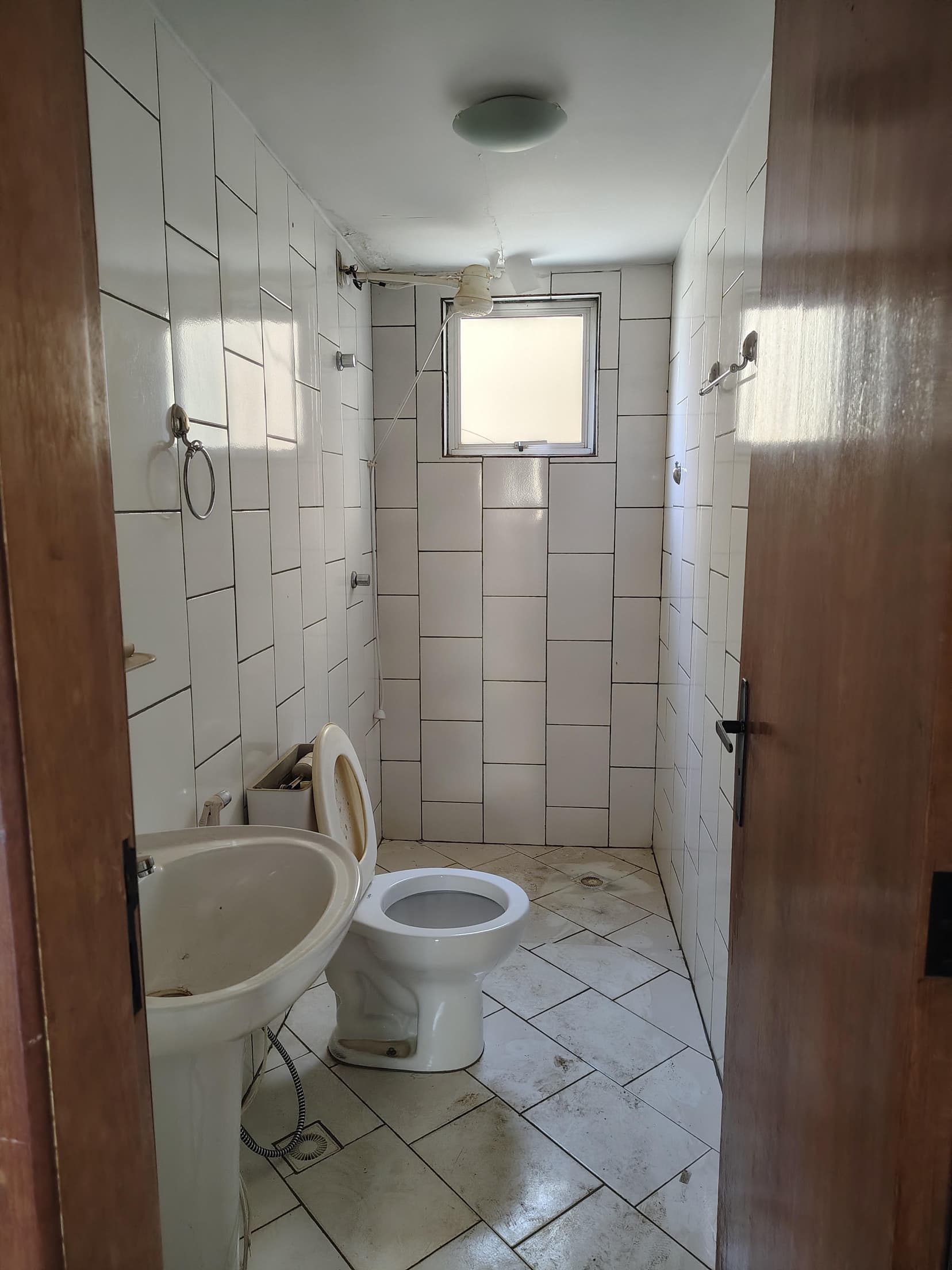 Foto 7 de 8: Apartamento em leilão em Valparaíso De Goiás - GO — APTO RESIDENCIAL | A.T. 82,98 M² | A.P. 75,75 M² | VALPARAÍSO DE GOIÁS/GO - LEILÃO EMPRESARIAL SISTÊMICO SICREDI