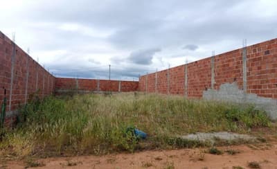 Terreno em leilão em Cansanção - BA, bairro Arena — IMÓVEL URBANO COM ÁREA TOTAL DE 199,66 m2- Em CANSANÇÃO/BA
