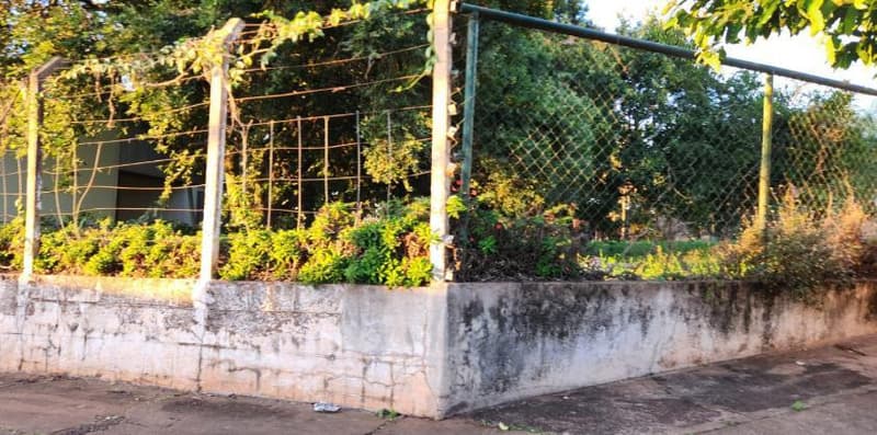 Foto 6 de 9: Terreno em leilão em Porecatu - PR — IMÓVEL URBANO: uma área de terra urbana consistente do lote nº 01 da quadra nº 98, medindo 3.581,10 m², Rua Padre Luiz Giavarini, n 377, Porecatu/PR