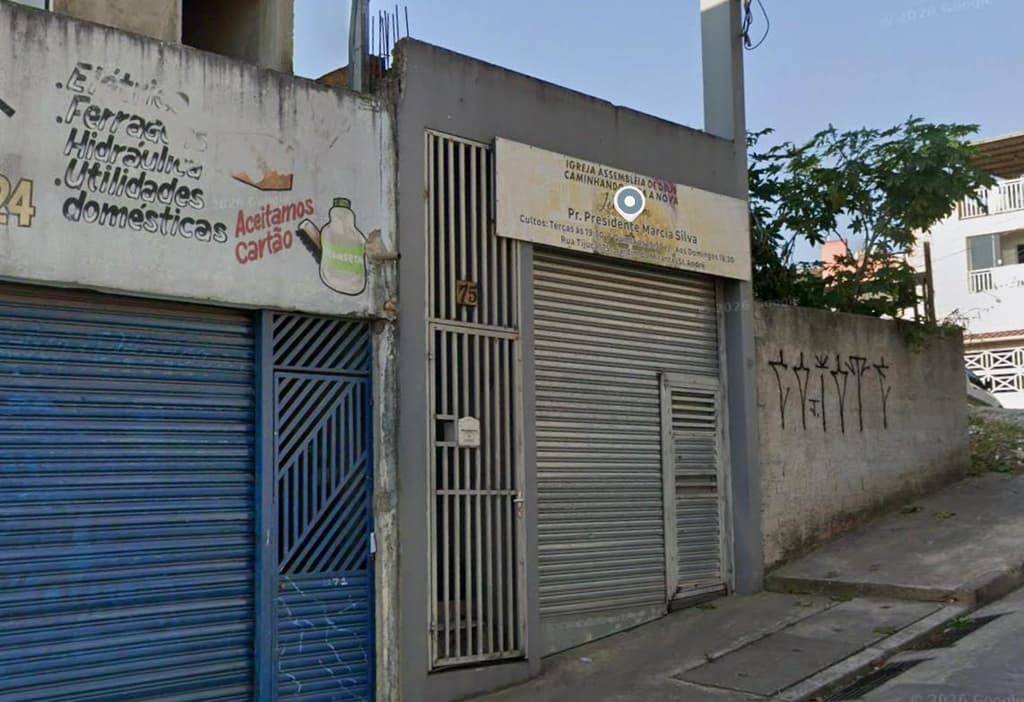 Foto 2 de 2: Terreno em leilão em Santo André - SP, bairro Jardim do Mirante — Salão - Tua Tijuca nº 75 - Jardim do Mirante - Condomínio Maracanã - A.T. 88,95m² - A.C. 68,08m².