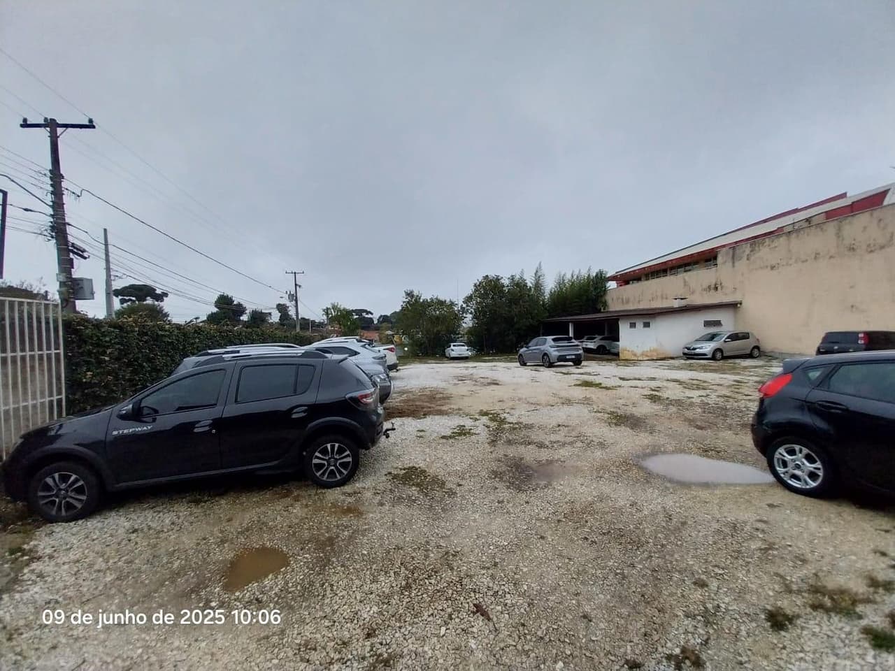 Foto 36 de 59: Comercial em leilão em Curitiba - PR, bairro Vista Alegre — Posto de Combustível com área de terreno total de 3.126,40m², benfeitorias de área total de 477,00m², localizado na Rua Miguel Tschennerl, 47, Vista Alegre, Curitiba/PR