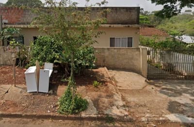 Imóvel em leilão em Mandaguari - PR — Data de terras com a área de 300,00 m², Mandaguari/PR