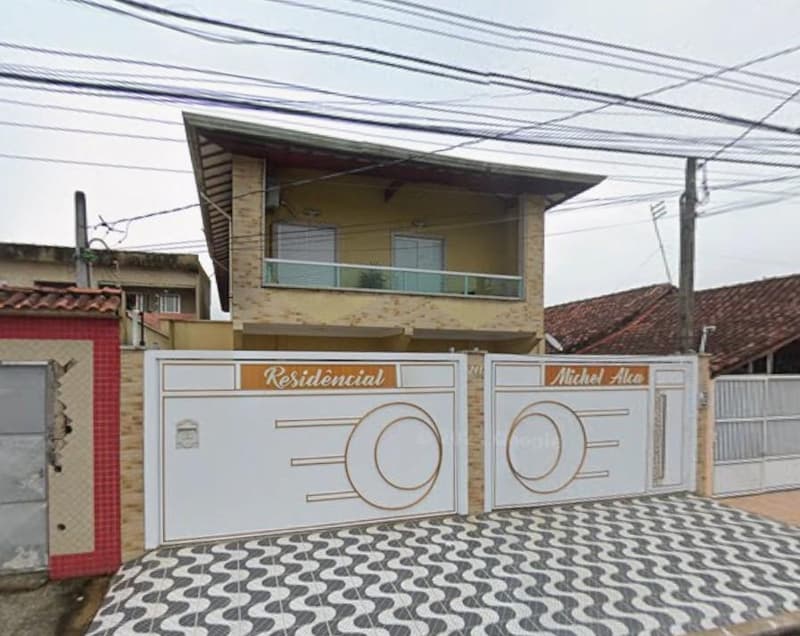 Casa em leilão em Praia Grande - SP, bairro Mirim — Casa 73m² | Praia Grande-SP | Condomínio Residencial Michel Alca | Bairro Mirim - Próximo à Praia - 1 Vaga